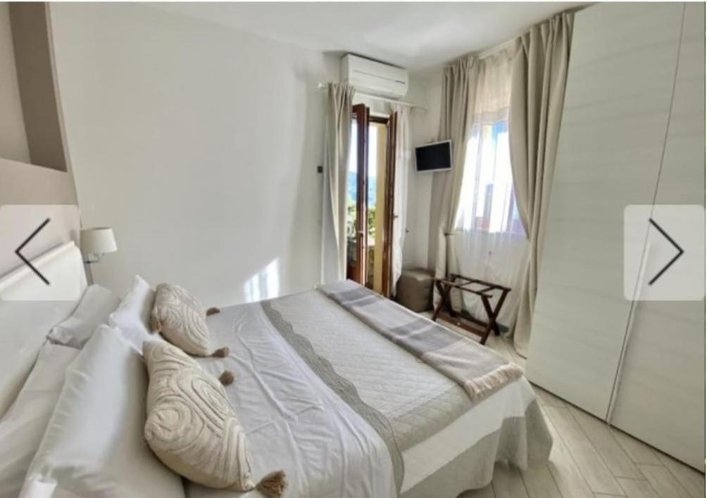 Apartament Residenza Le Camelie Oggebio Zewnętrze zdjęcie
